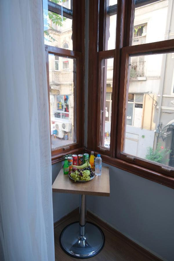 Adamantides Hotel Istanbul Bagian luar foto